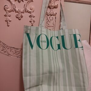 Vogue tote bag